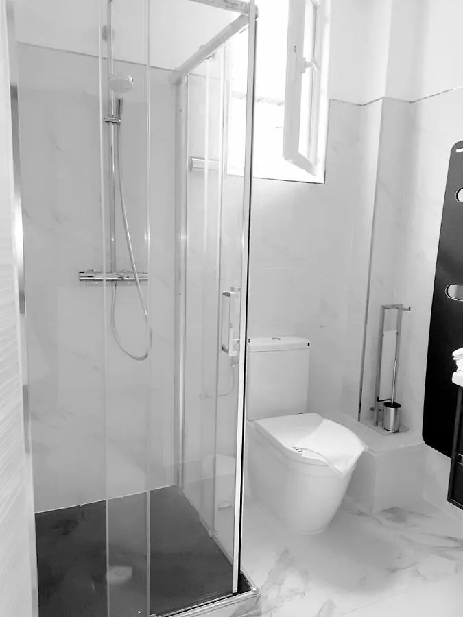 Suite Stalingrad Nice 0*,  France